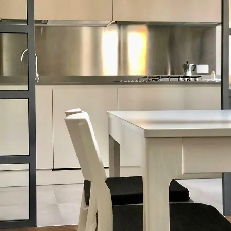 Apartman Triestevillas Barbacan, Exclusive - Hyper Central W/ Ac, 10 Guests Trieszt