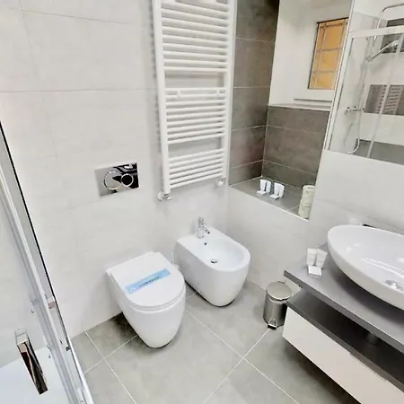 Apartman Triestevillas Barbacan, Exclusive - Hyper Central W/ Ac, 10 Guests Trieszt